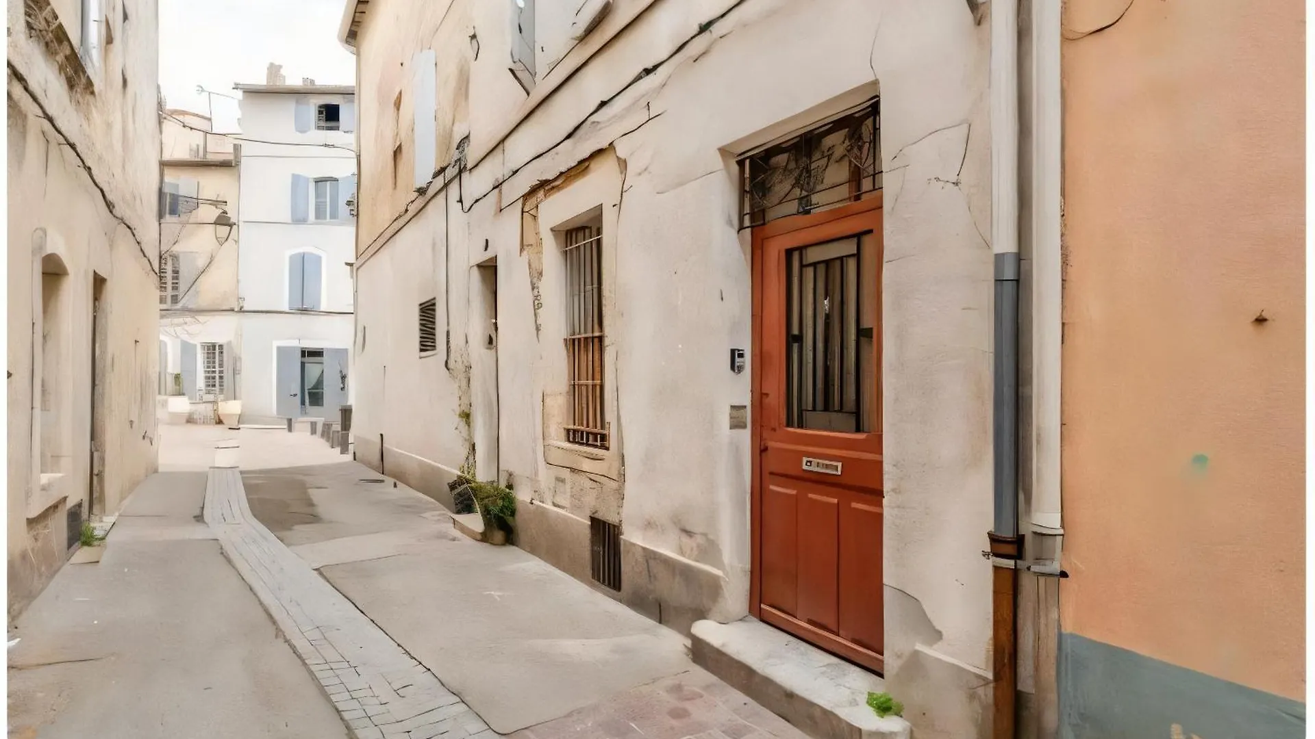 アパート L'Appartement De La Roquette Centre Historique アルル