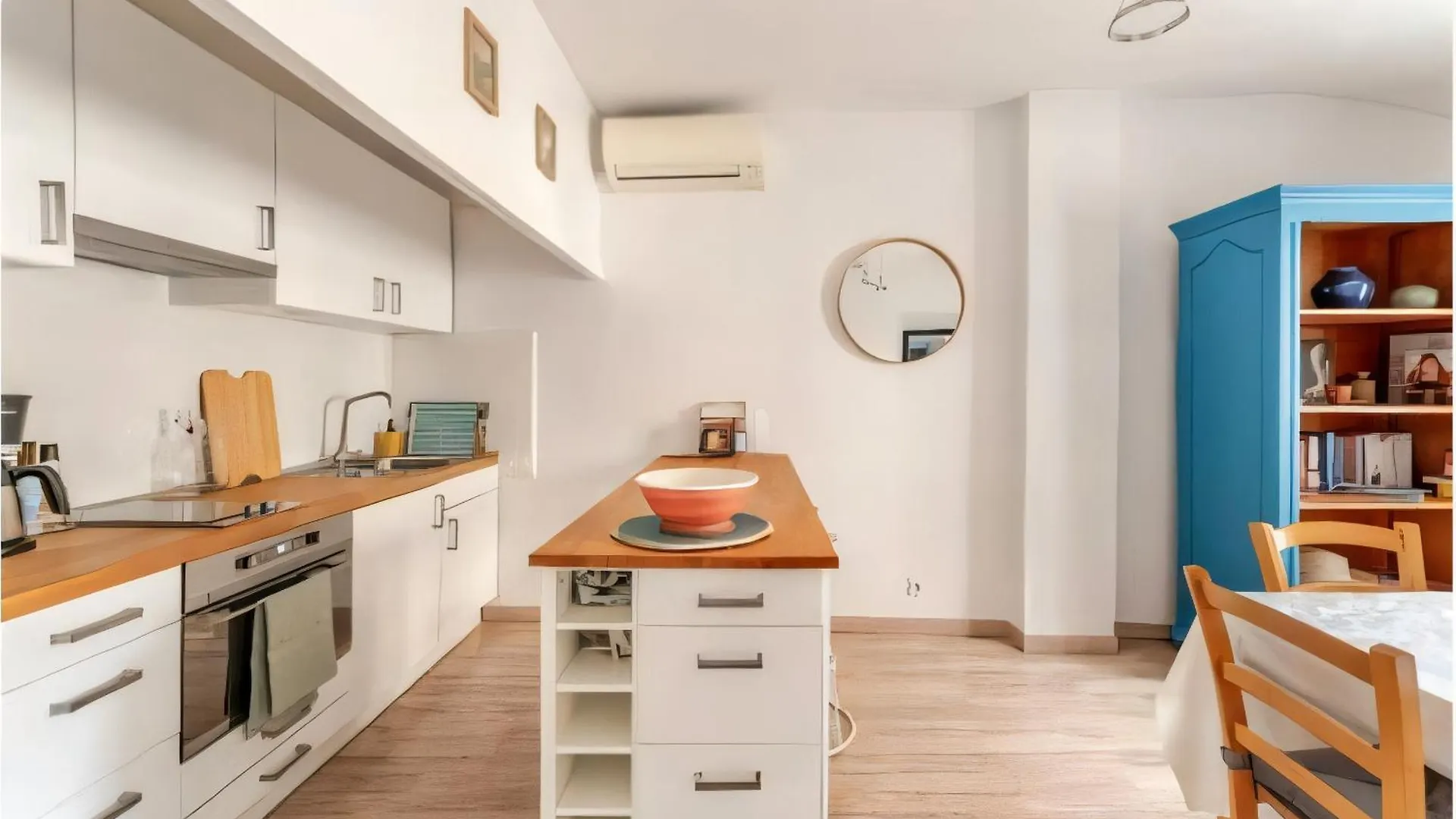 L'Appartement De La Roquette Centre Historique アルル アパート